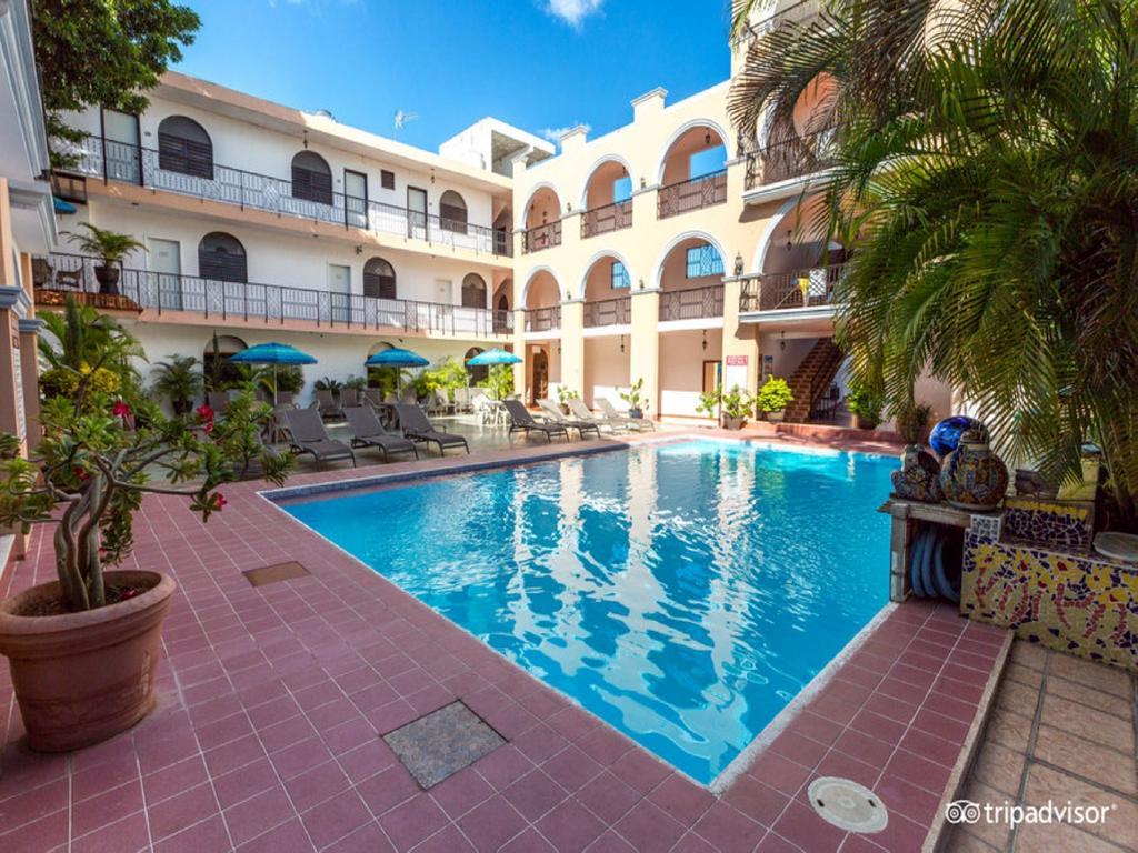 Hotel Doralba Inn Mérida Extérieur photo